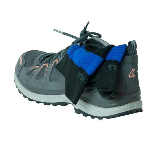 Laufsocken Unisex 36-40 blau/schwarz - Gepolsterte Funktionszonen & Fusspolster gegen Blasen - Ergonomische Passform - Atmungsaktiv - Für Sport & Alltag