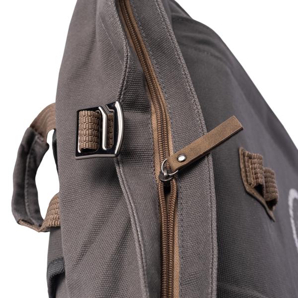 Hochwertiger HALFAR® Marken-Rolltop-Rucksack, anthrazit, mit einzigartigem Design-Aufdruck. Komfortabel, langlebig, perfekt für jedes Abenteuer