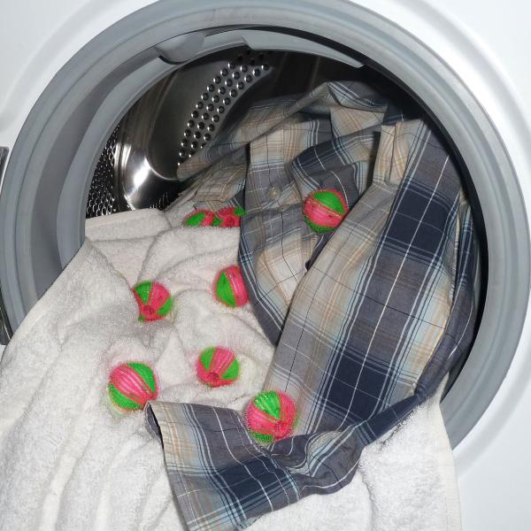 Effektive Anti-Fussel-Bälle für die Waschmaschine – entfernen Haare, Fussel & Flusen zuverlässig. 12er Pack, wiederverwendbar & umweltschonend