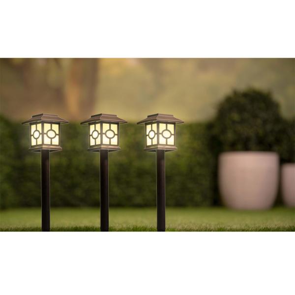 Solarlampen 3er-Set - Dämmerungssensor Gartenleuchten mit Erdspiess - Autom. Beleuchtung für Terrasse & Garten - Wetterfest, 8.5x8.5x37 cm