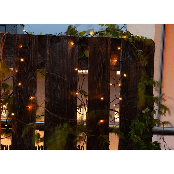 Solar LED-Lichterkette, 400 LEDs, 4m: schwarzer Draht, warmweisses Licht, IP44 – stimmungsvolle, energieeffiziente Aussenbeleuchtung