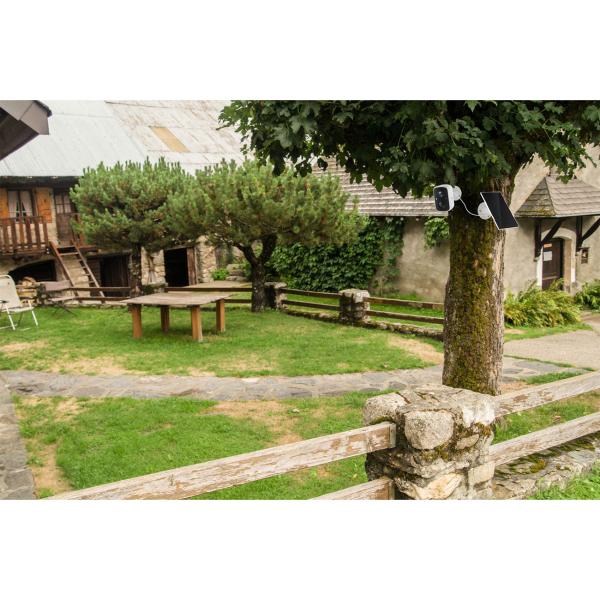 Autarke Solar WiFi Überwachungskamera: Full-HD, Nachtsicht, IP65, Bewegungsmelder, Security Premium App für weltweiten Zugriff & 2 Wege Audio