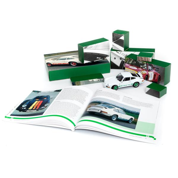 Adventskalender, Modellauto Porsche Carrera RS, Begleitbuch und zahlreiches Zubehör