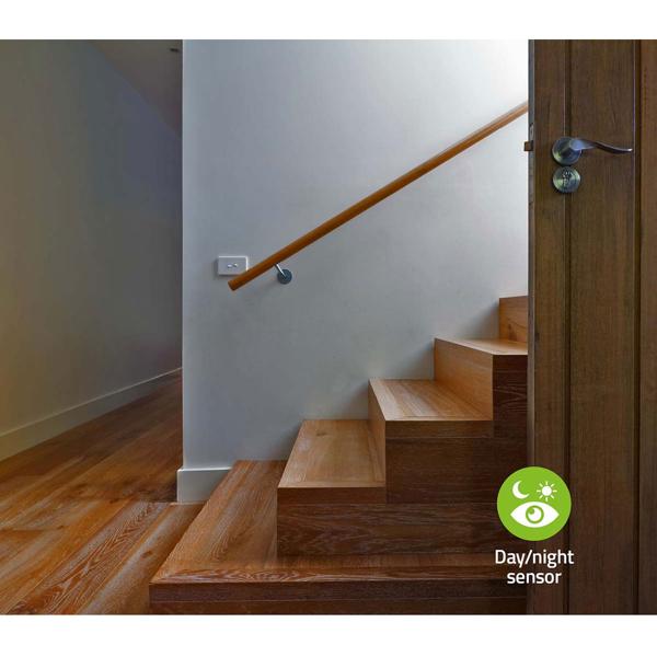 Energieeffizientes Plug-in LED Nachtlicht mit Bewegungssensor und Dämmerungssensor, Praktisch für die Steckdose, Orientierungslicht, warmweiss