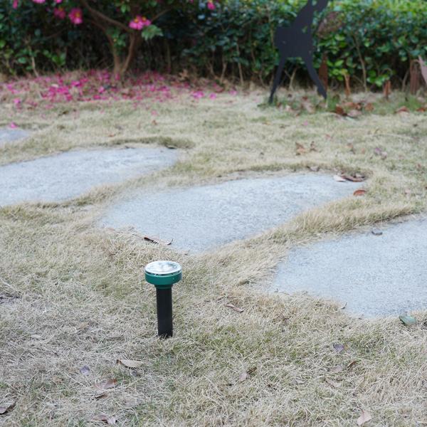 Hocheffizienter Maulwurf- und Wühlmaus-Vertreiber, 16er Mega Spar Pack, Erdspiesse, solarbetrieben, bis 11200 m², IP44, umweltschonend, ohne Chemie