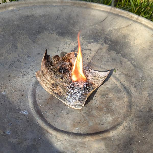 3er-Set Magnesium Feueranzünder mit Schaber und integr. Feuerstahl, Survival Feuerstarter für Lagerfeuer, Holzöfen, Camping und Outdoor Abenteuer