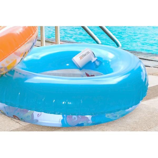 Kompakte Akku-Luftpumpe mit 5 Aufsätzen & LED-Licht – weiss, ideal für Luftmatratzen, Schwimmringe, Camping & Urlaub, immer dabei