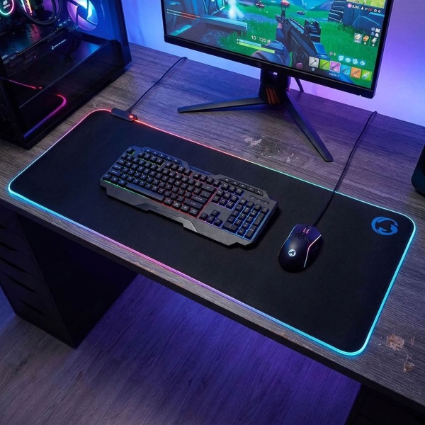 XXL Gaming Mauspad - RGB-LED-Beleuchtung mit Farbwechsel - Optimale Präzision & rutschfeste Unterseite - 800x300mm Mikrofaser/Gummi