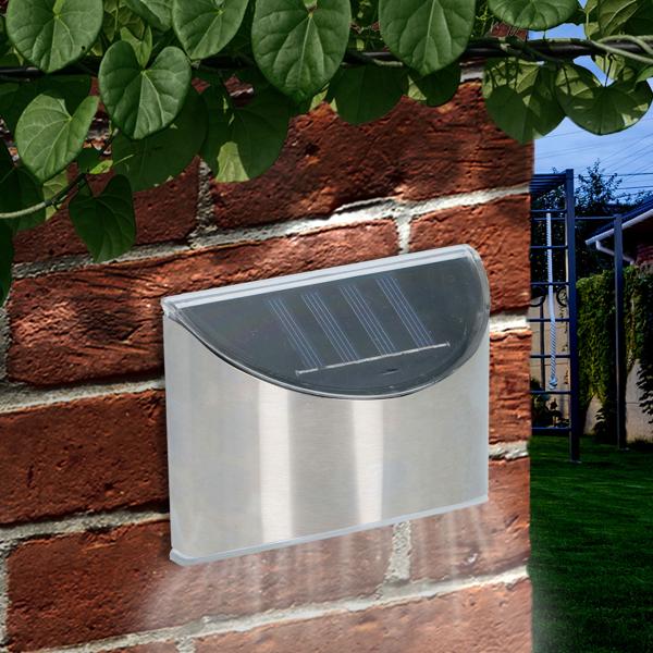 Kompakte Edelstahl Solar-Wandleuchte, silber, mit Dämmerungssensor - 10 x 8 x 5 cm - Zeitlose Eleganz & stilvolle Beleuchtung Ihrer Aussenwände