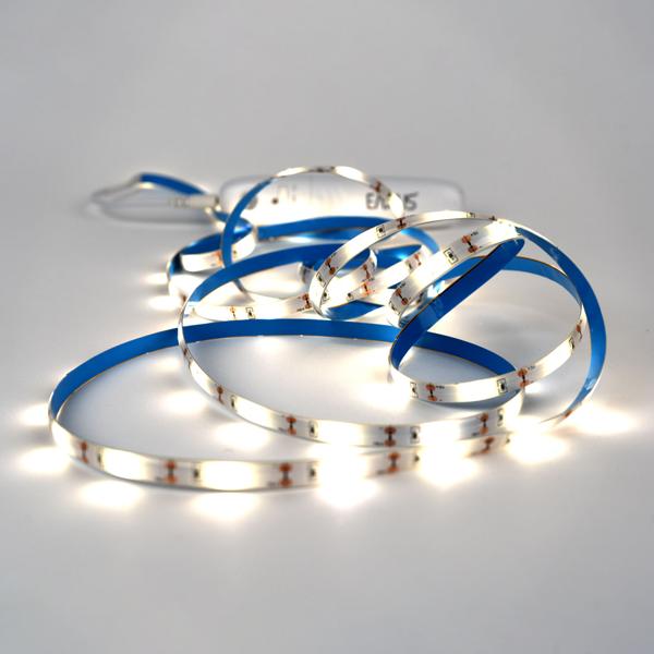 LED-Streifen mit Bewegungsmelder – 3m, 90 warmweisse LEDs – energiesparend, selbstklebend & vielseitig einsetzbar – für Schrank, Treppe & Schlafzimmer