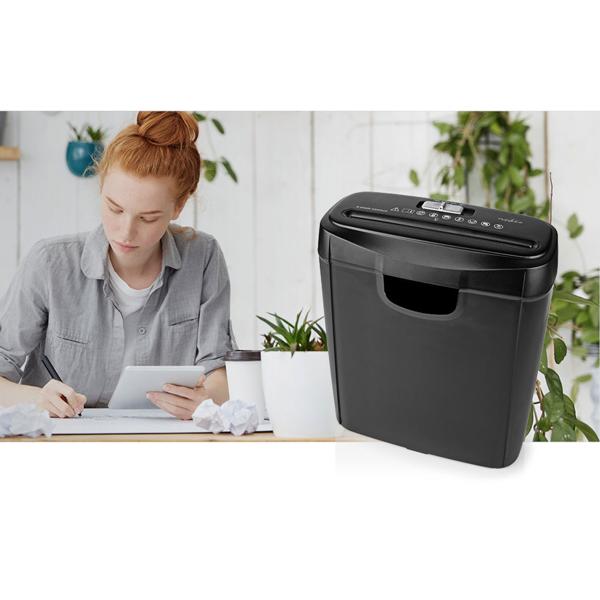 Sicherer Aktenvernichter mit DIN P-2 Sicherheit: Streifenschnitt (6mm) für A4-Papier u. Kreditkarten, schwarz–für den Schutz Ihrer persönlichen Daten