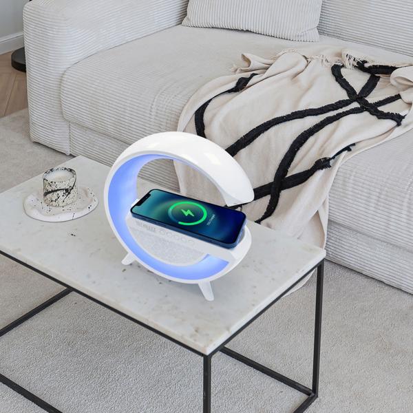 Multifunktionales RGB-Nachtlicht mit Qi-Ladestation, Bluetooth & FM-Radio – Lautsprecher, stimmungsvolles Licht, 23,5cm