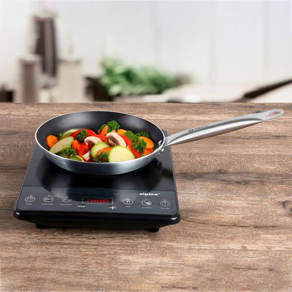 Mobile Induktionskochplatte (2000W, 22cm): Digitales Touchpad, superleicht, ideal für Camping, Studenten, Single-Haushalte