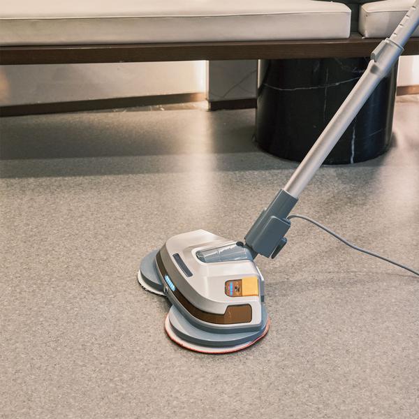 Robuste tiefenreinigende Fussboden-Poliermaschine, Teleskop-Griff, Mikrofaserpads, Sprühfunktion, für Laminat, Parkett, Fliesen, Marmor, Schiefer