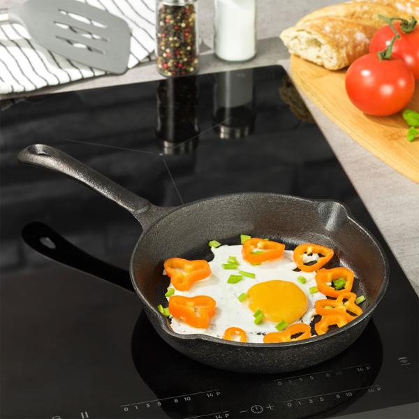 Profi Gusspfanne / Steakpfanne 25,5 cm schwarz - Massiver Guss für Top Röstaromen & perfekte Steaks - Extrem hitzebeständig, für alle Herdarten geeignet