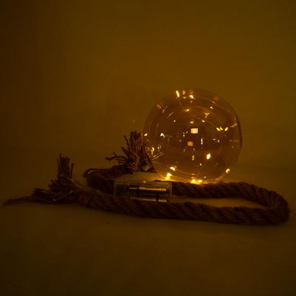 LED-Weihnachtskugel aus Glas - Ø 15 cm, warmweiss mit 15 funkelnden Draht-LEDs - Timer-Funktion für festliche Stimmung - Ideal zum Aufhängen