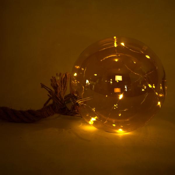 LED-Weihnachtskugel aus Glas - Ø 15 cm, warmweiss mit 15 funkelnden Draht-LEDs - Timer-Funktion für festliche Stimmung - Ideal zum Aufhängen