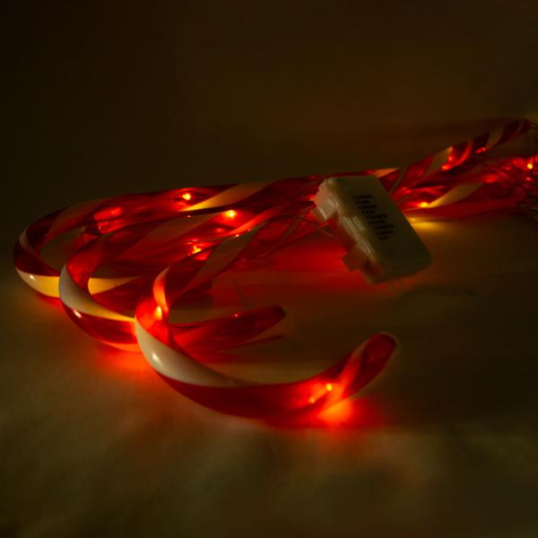 LED-Gartenstecker Zuckerstange 8er-Set - fröhliche Weihnachts-Gartendeko für Aussenbereich - Batteriebetrieben mit Timer - H 74 cm rot-weiss PP