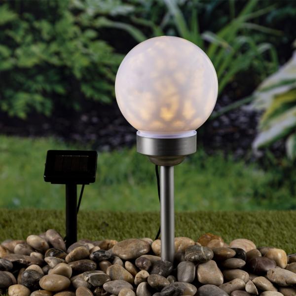 3er-Set Garten-Kugellampe mit Erdspiess und Drehfunktion - Bewegtes Lichtmuster - Solarbetrieben, Ø 15 cm - Warm-weisse LEDs - Wetterfest mit 3m Kabel