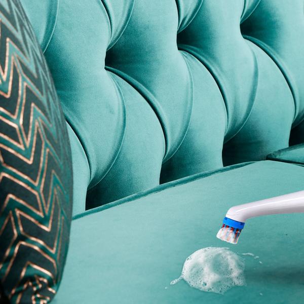 Elektrische Reinigungsbürste mit 4 Aufsätzen