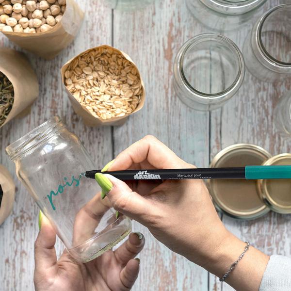 Marker Set für Glas, Keramik & Metall - 8 Stifte in Metallic- & Pastellfarben - Ideal für DIY, Hochzeiten, Geschenke & Deko - Vielseitig einsetzbar - CH6677