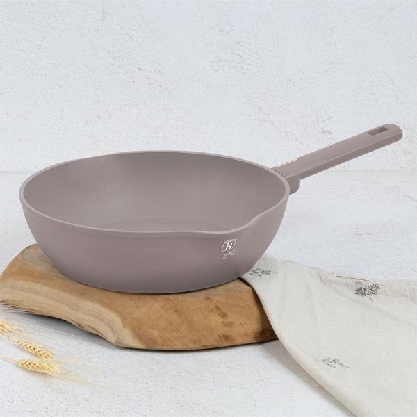 Design Kochset inkl. Untersetzer, Aluminium, 10-teilig, Titan Antihaftbeschichtung, taupe, für alle Herdarten geeignet