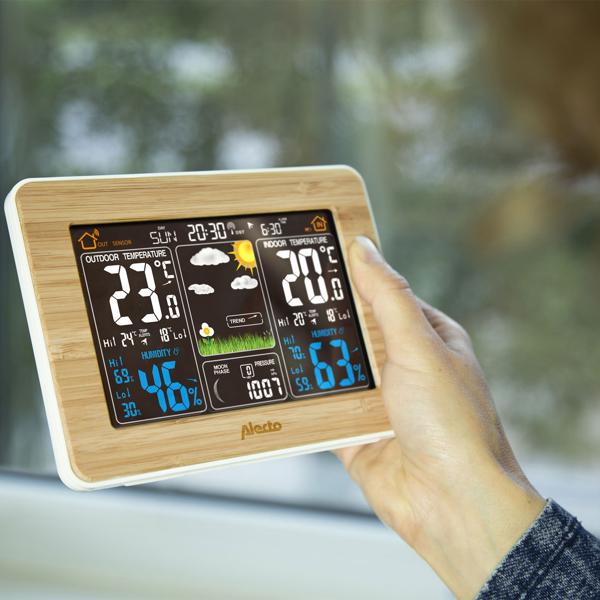 Wetterstation mit Funk-Aussensensor (100m) - Beleuchtetes Bambus-Display - Thermo-Hygro-Barometer, zuverlässige Wetterdaten für Ihr Zuhause