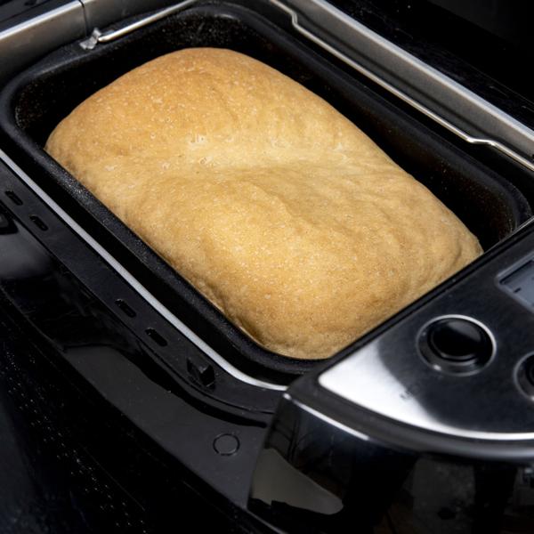 Brotbackmaschine 870W mit 1.5kg Kapazität – Brotbackautomat mit 12 Programmen, LCD-Display & Krusteneinstellung für Weiss- & Vollkornbrot