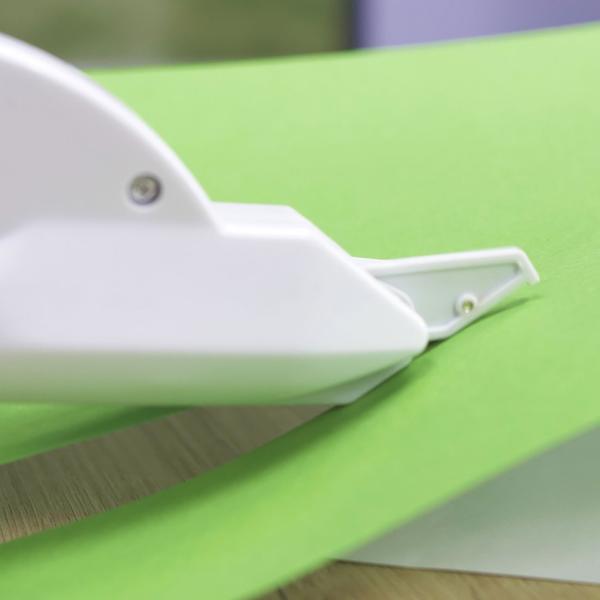 Automatische Akku Schere - Präzises Schneiden von Stoff & Papier - Mühelose Handhabung, verstellbare Führung 1.5-3.0cm - Ideal für Nähen, Basteln, DIY & Büro