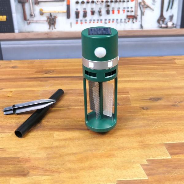 3er-Set Solar Tiervertreiber mit Erdspiess und Bewegungssensor, Ultraschall und Lichtblitz