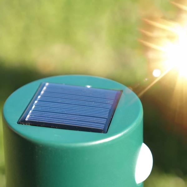 3er-Set Solar Tiervertreiber mit Erdspiess und Bewegungssensor, Ultraschall und Lichtblitz