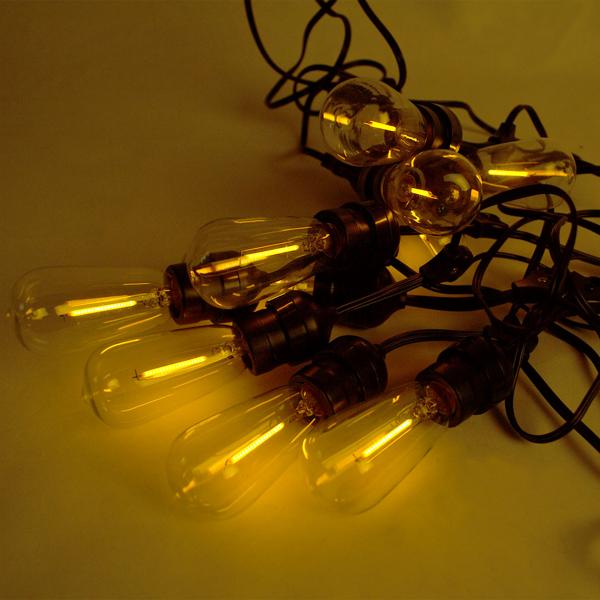 Solar-Lichterkette im Glühbirnen-Design: 10 warmweisse LEDs, 6 m, Dämmerungssensor & IP44-wetterfest. Gemütliche Beleuchtung für Garten & Balkon