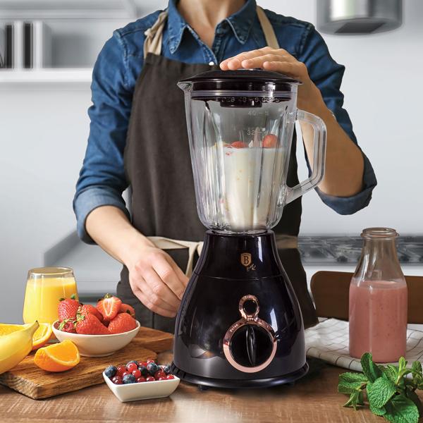 Design Standmixer 1,5 Liter: Stilvoller 600 Watt Mixer in Schwarz-Roségold mit robustem Glaskrug. Maximale Leistung und ein Highlight in jeder Küche