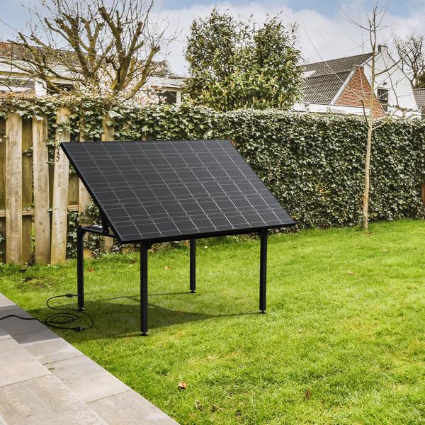 Solar Gartentisch mit 410W & Wechselrichter – Tisch-Kraftwerk für Balkon & Garten – Wetterfeste, nachhaltige Energiequelle mit App