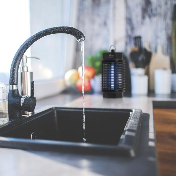 UV-Insektenvernichter 800-1000V: bis 50m², schwarz - Effektiver Insektenschutz ohne Chemie – Sichere & Langanhaltende Insektenabwehr für Ihr Zuhause