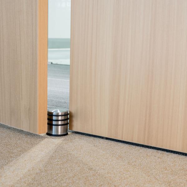 Massiver Tür Stopper aus Edelstahl mit Anti-Rutsch-Boden und Gummiringen, 1300 g, schwer und rutschfest, ohne Bohren