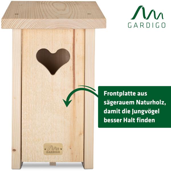 Nistkasten mit herzförmigen Einflugloch, massives Fichtenholz, mit viel Liebe zum Detail gefertigt, Ideal für Spatzen, Kleiber und Trauerschnäpper
