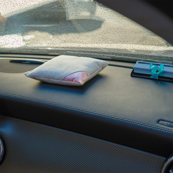 3er-Set Wiederverwendbares Auto-Luftentfeuchter-Kissen, 500 g Granulat für 100ml Wasser, gegen beschlagene Scheiben & Feuchtigkeit im Auto