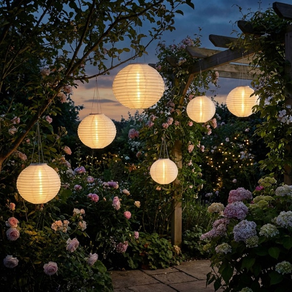 6er-Set Solar LED Lampion mit Dämmerungssensor, weiss, Ø 28 cm: Automatische Gartenleuchte, dekorativ & einfach aufzuhängen