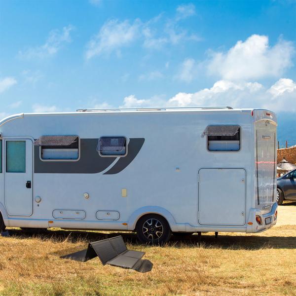 Professionelle tragbare Powerstation & Solar-Generator, 800 Wh, 1000 Watt im Set mit 1 mobilen 110-Watt-Solarpanel