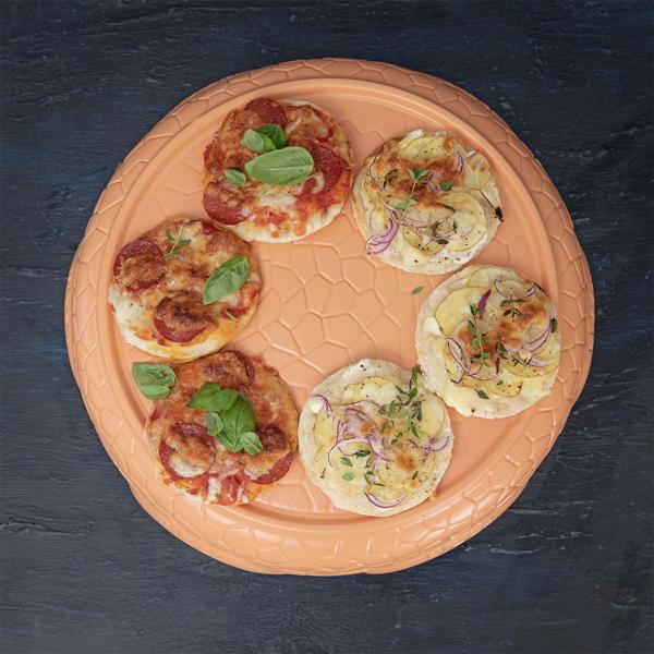 Pizzaofen mit Keramik-Kuppel für 6 Personen - 1000 Watt Leistung & Automatischer Thermostat - Spülmaschinenfest - Ideal für Pizza-Abende