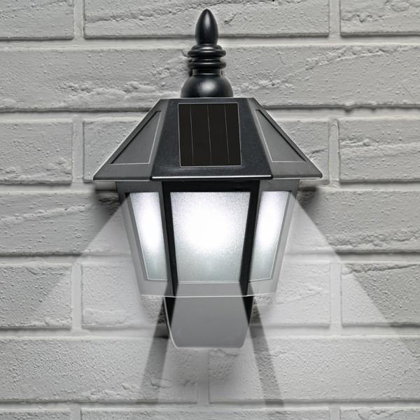 4er-Set Retro Wandleuchte mit 2 Leuchtmod, Flammeneffekt und Warmweiss, mit Solarpanel, 31 helle LEDs, Solar-Wandlampe für Garten Balkon Terrasse