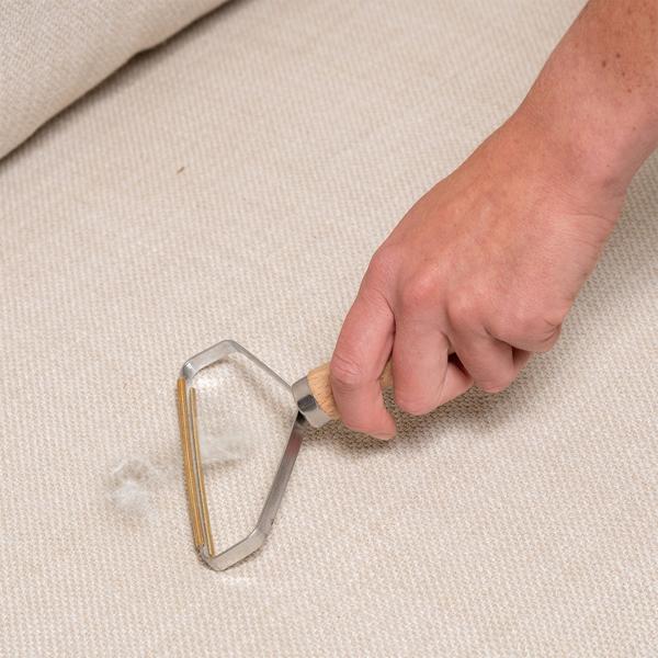 Tierhaarentferner für Kleidung & Polstermöbel: Effektive Fusselbürste gegen Hunde- & Katzenhaare – Für ein haarfreies Zuhause