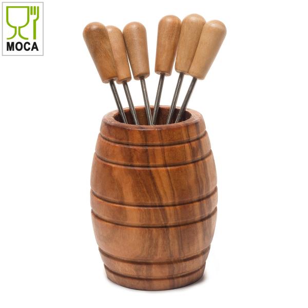 Olivenholz Fässchen mit 6 Pieksern - Handgefertigt für Fingerfood & Antipasti - 12x8cm Natur Holzmaserung MOCA-zertifiziert - Unikat aus Italien