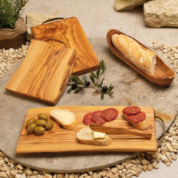 Olivenholzbrett mit Messinggriff - Butterboard Apérobrett Servierplatte - 30x16x2.4cm - Handgefertigt, rustikal, MOCA-zertifiziert aus Italien