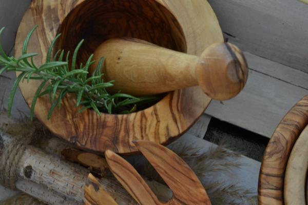 Mörser mit Stössel aus Olivenholz - Handgefertigt, antibakteriell & robust - Zum Mahlen von Kräutern Gewürzen - 13x13cm - Unikat Italien