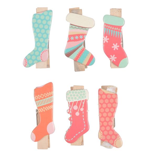 Klammern aus Holz - Weihnachtssocken Design - Bunte Mini Dekoklammern zum Befestigen von Fotos, Notizen, Geschenken - Verschliessen von Tüten
