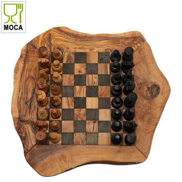 Schachbrett aus Olivenholz - Rustikales Design mit Figuren - Handgefertigt in Italien - 30x30cm - Unikate Maserung & Naturrand - Edle Deko