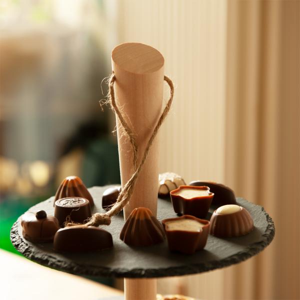 3-stufige Etagere aus Schiefer - Elegante Präsentation für Kuchen, Snacks & Tapas auf 3 Ebenen - Holzständer mit Trage-Kordel - Ø 30/25/20cm, Höhe 36cm