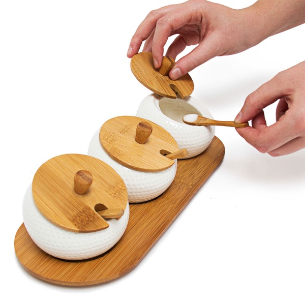 3er-Set Gewürzgläser aus Keramik - Dipschalen mit Deckel, Löffel & Bambus Brett - Marmeladenbar - Ø 9cm - Braun/Weiss - 130 Zeichen